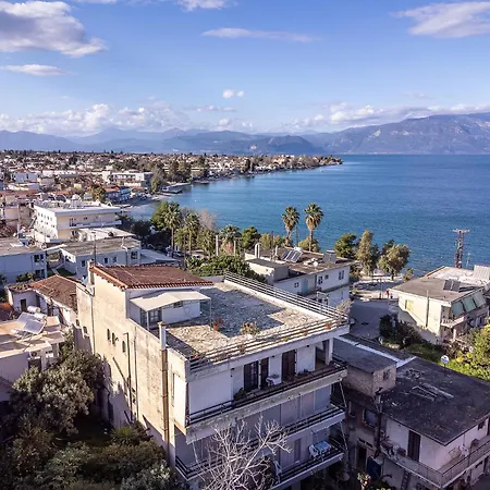 Bay A4 Apartment Selianitika